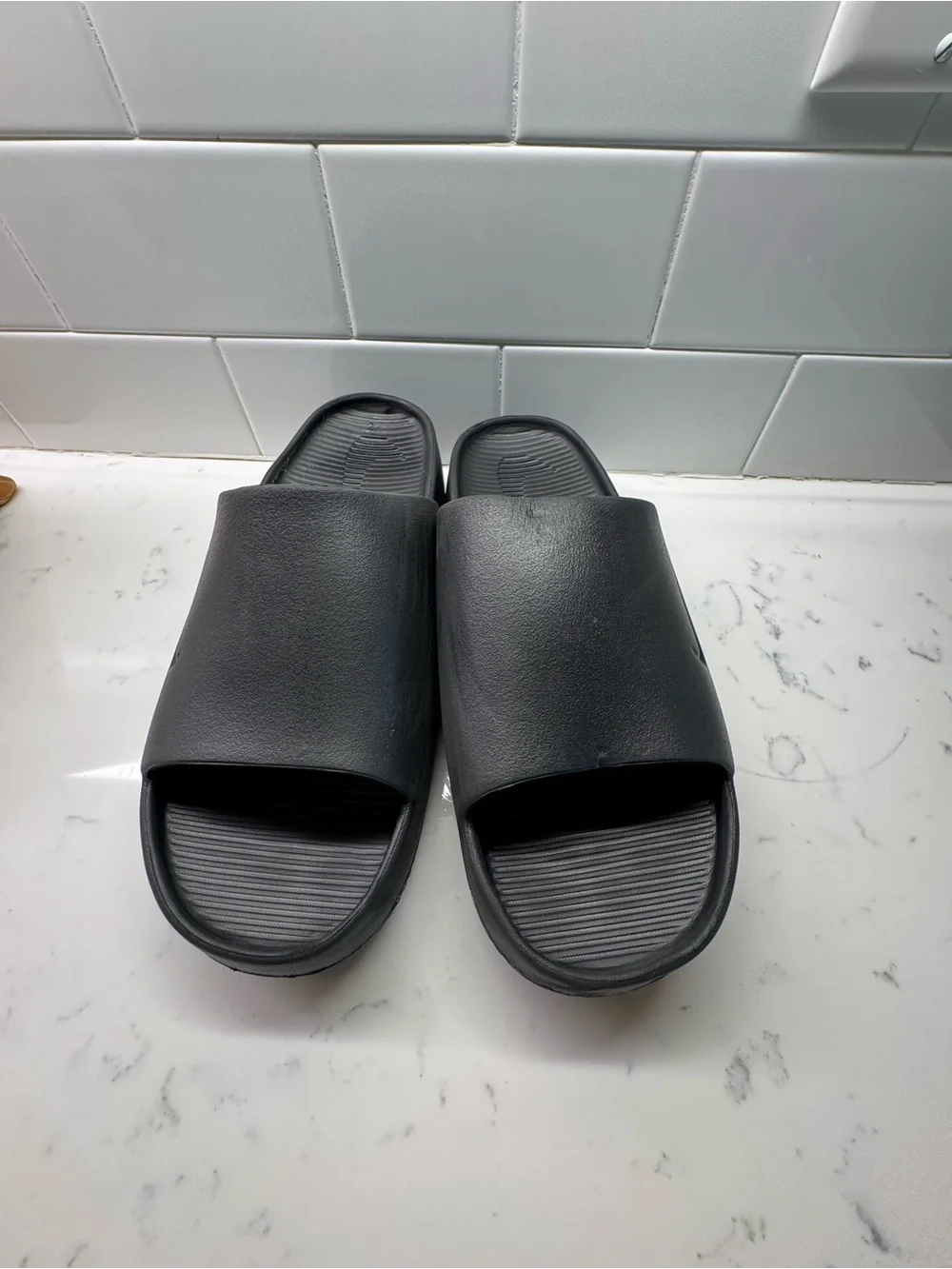 Nike Black Men’s Slide Sandals with Contoured Footbed